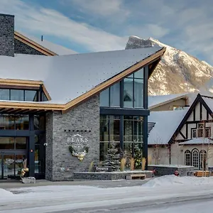 *** Hotel Peaks And Canada